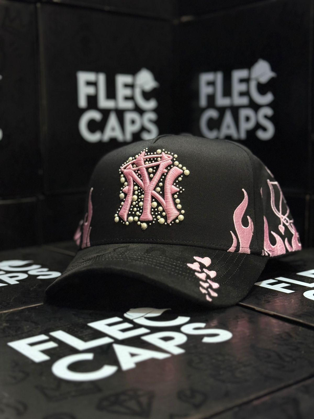 31 HATS NY PEARLS