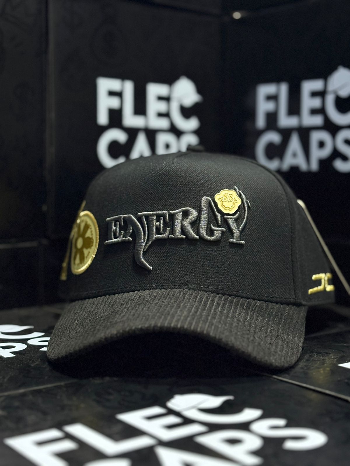 JC HATS "ENERGY BLACK/GOLD"