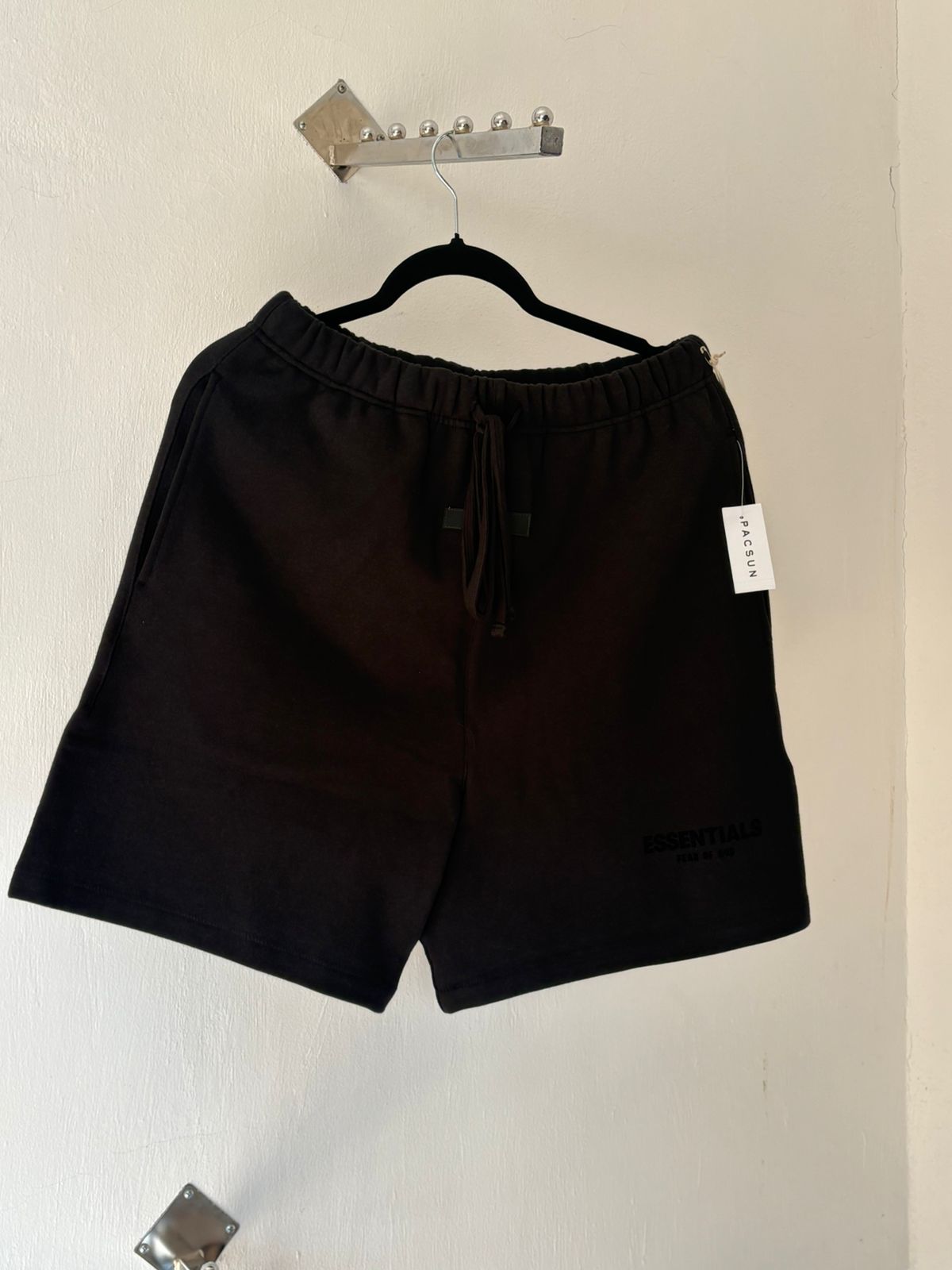 SHORT ESSENTIALS FEAR OF GOD "STRETCH LIM"