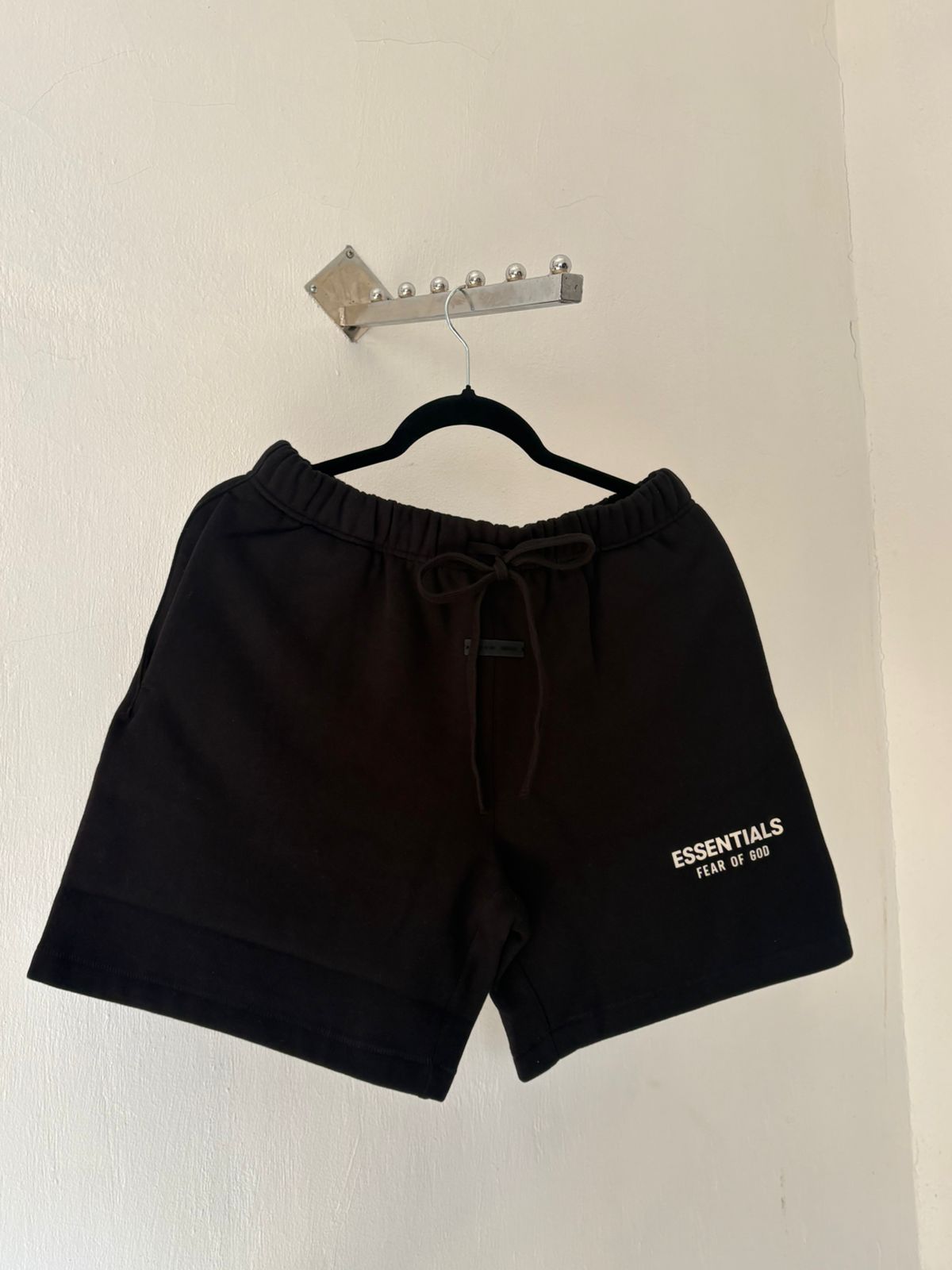 SHORT ESSENTIALS FEAR OF GOD "BLACK"