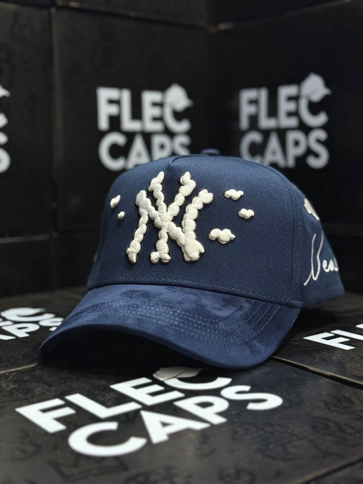 31 HATS "NY ANIVERSARIO"