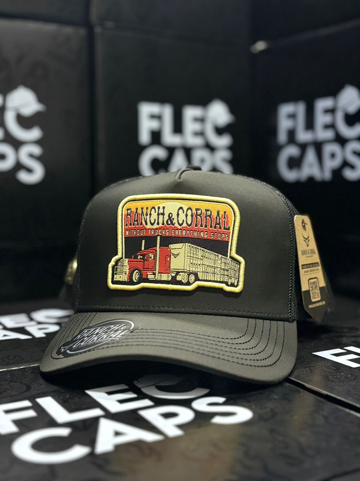 WITHOUT TRUCKS EVERYTHING STOPS  TRÁILER NEGRA