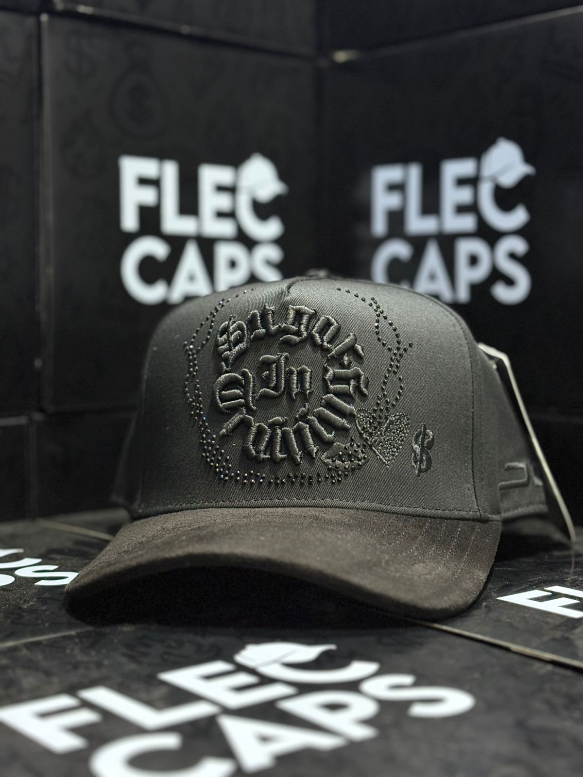 JC HATS "SUGAR IN TRAINING XY BRILLOS"