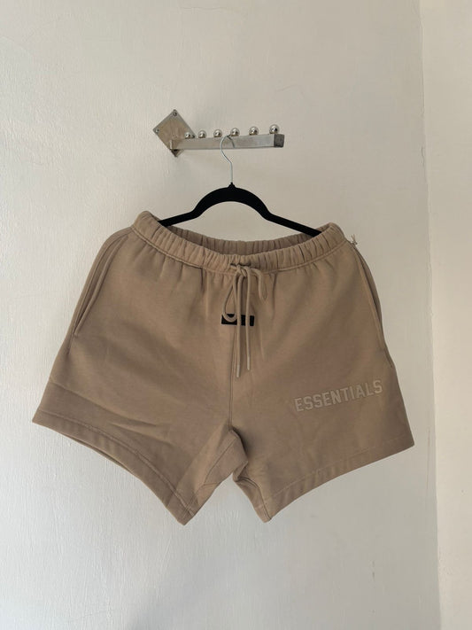 SHORT ESSENTIALS FEAR OF GOD "DUSTY BEIGE"