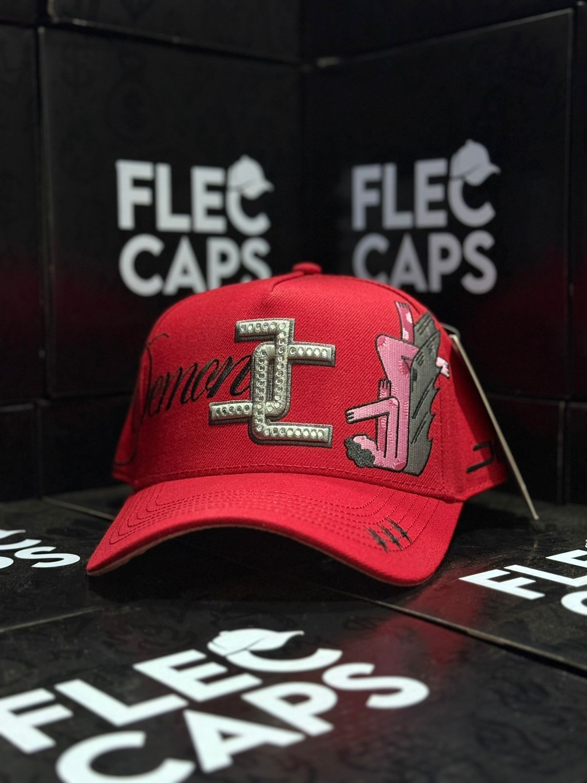JC HATS "DIVINE ROJA"